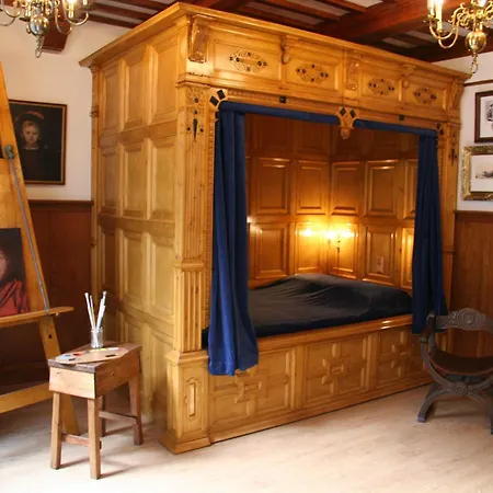 Hotel Nieuw Minerva 3*