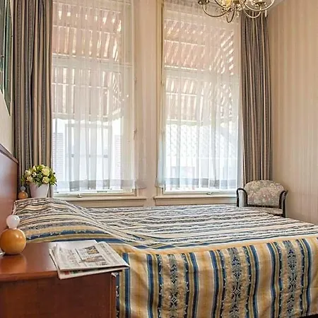 Nieuw Minerva Hotel 3*