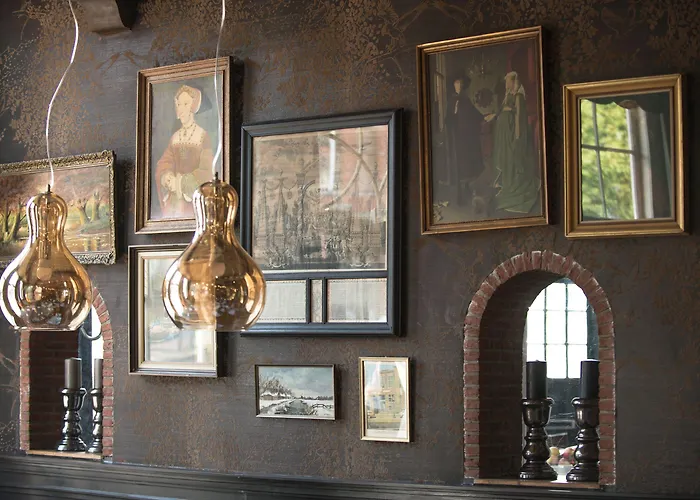 Hotel Nieuw Minerva 3*