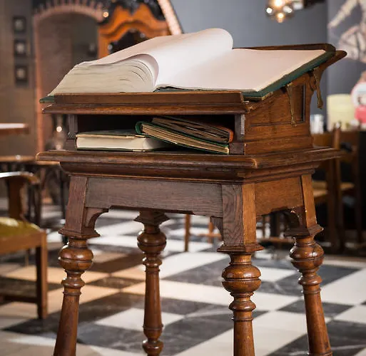 Nieuw Minerva Отель 3*