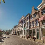Nieuw Minerva Leyde