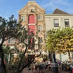 Nieuw Minerva Hotel Leyde