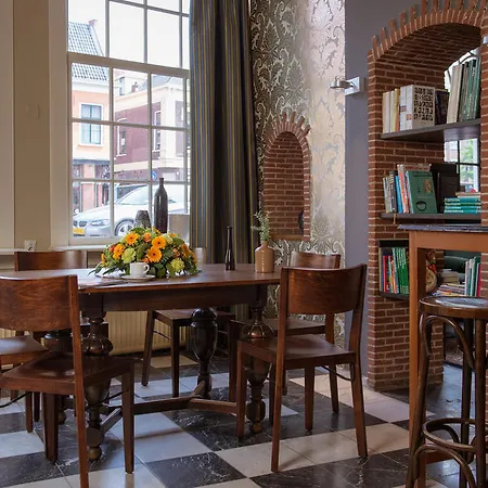 Nieuw Minerva Otel